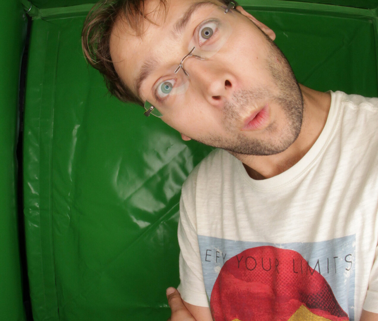 Greenscreen2-00